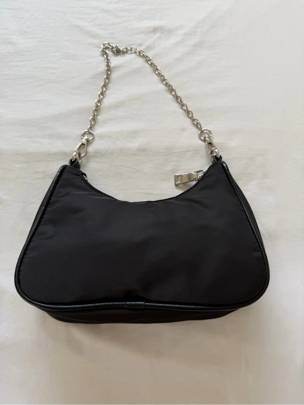 Peta + Jain Black Shoulder Bag with Silver Chain with additional crossbody strap - Picture 3 of 4